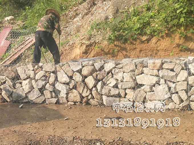 護岸格賓石籠
